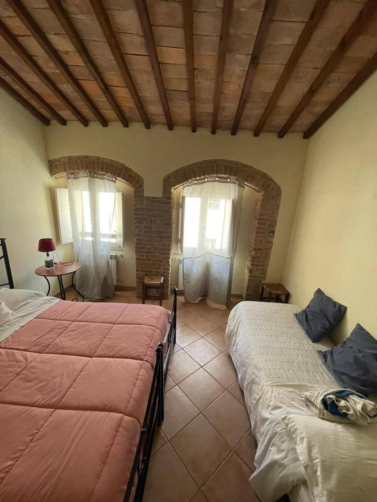 Bed and Breakfast La Strega Ubriaca Колле-ди-Валь-д'Эльса Экстерьер фото