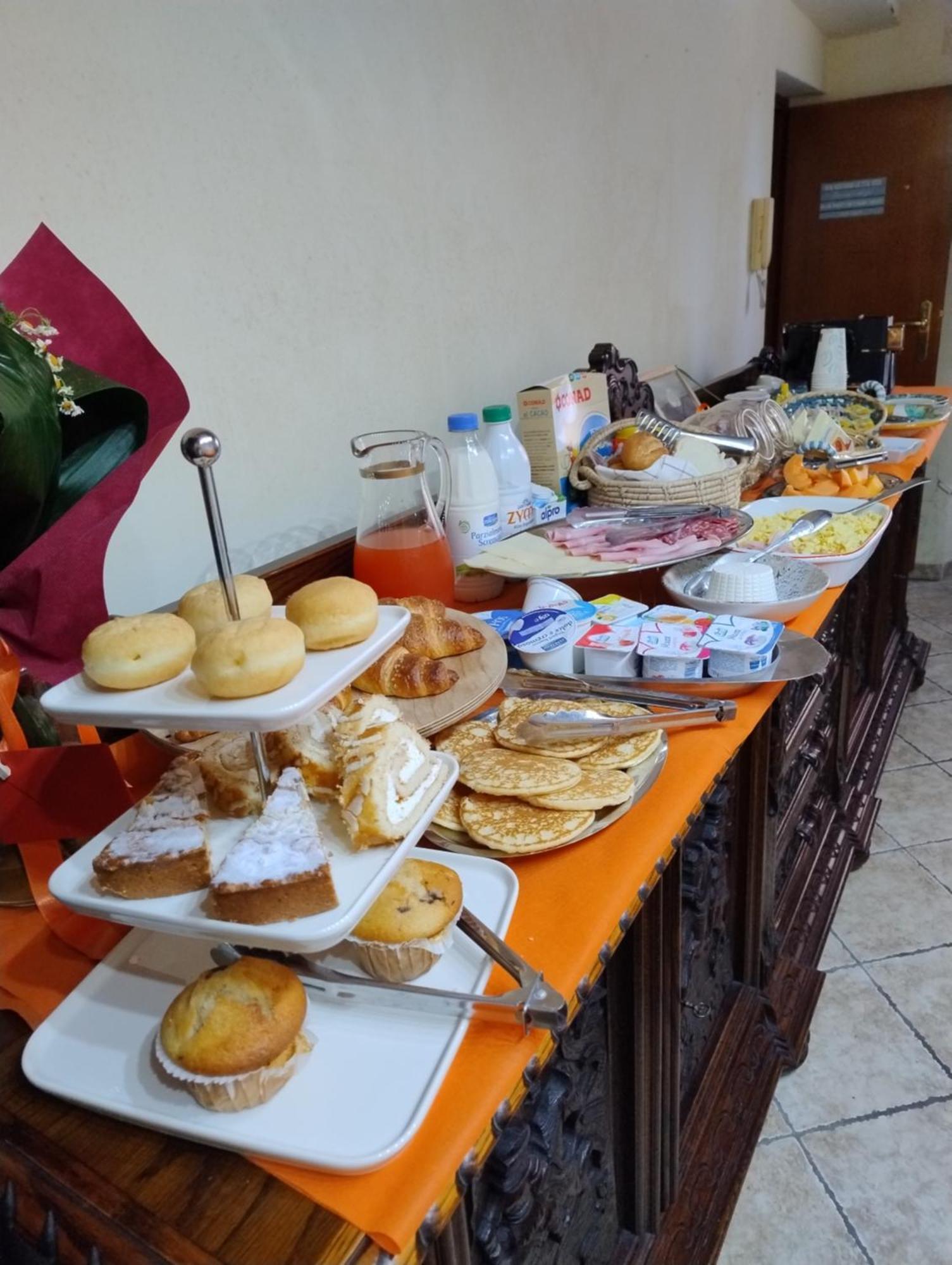 Bed and Breakfast La Strega Ubriaca Колле-ди-Валь-д'Эльса Экстерьер фото
